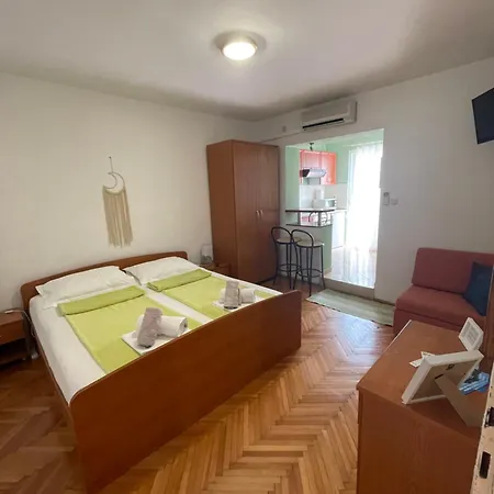 Maya * Podgora (Split-Dalmatia)