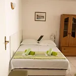 Maya Apartmán