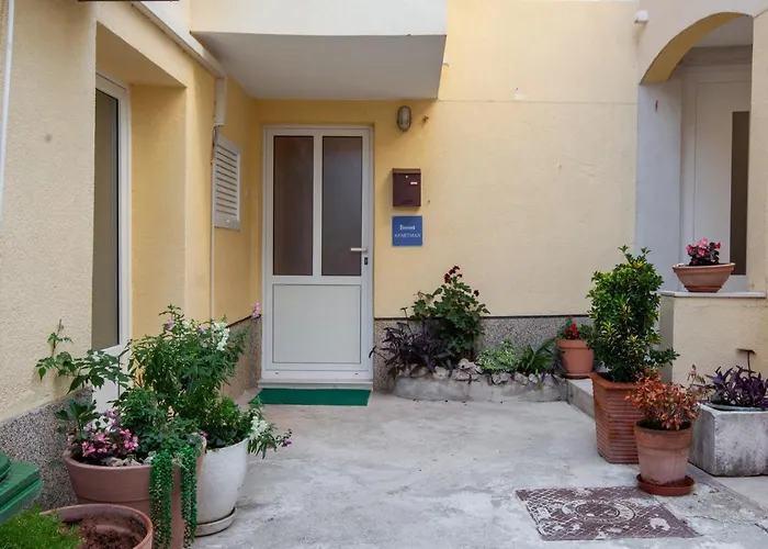 Apartman Maya