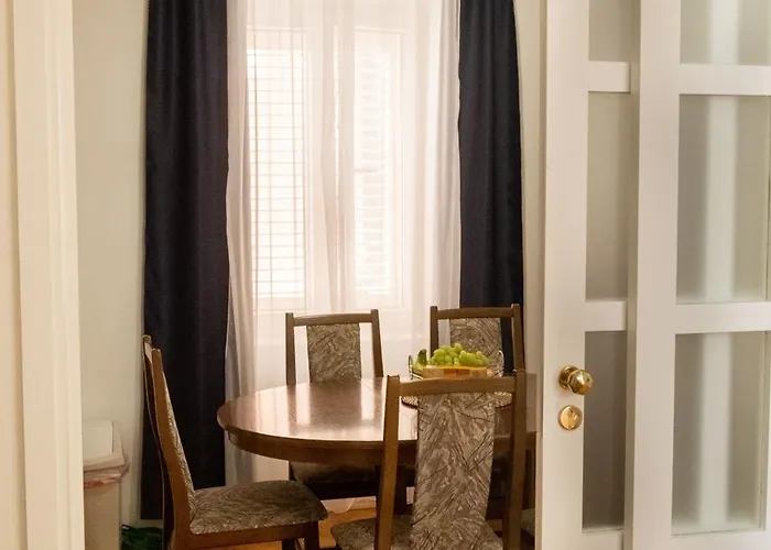 דירה Maya פודגורה