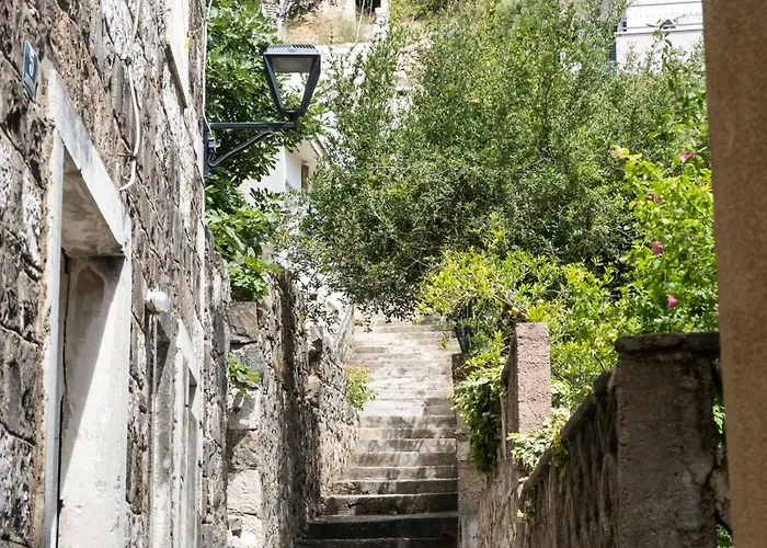 Maya דירה פודגורה