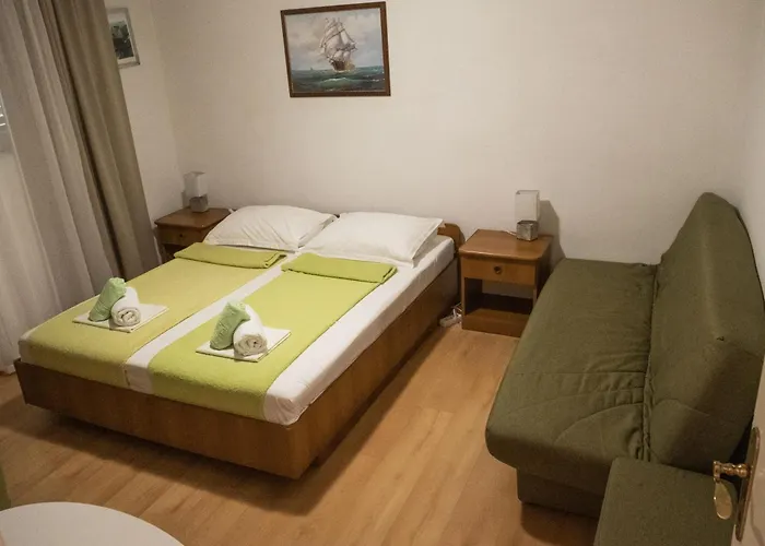 Maya Apartman *